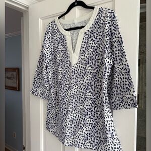 Tommy Bahama Navy and White Tunic Top size M